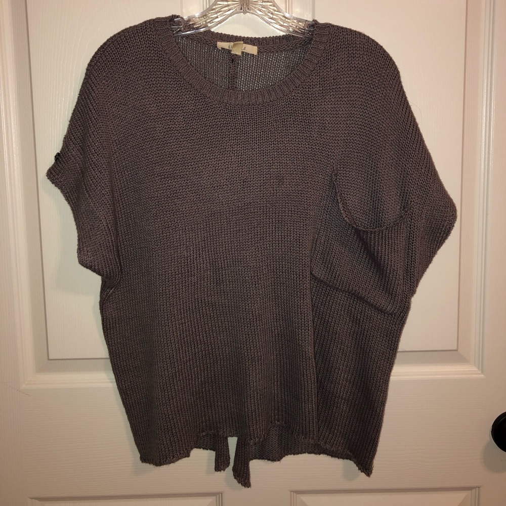 Oversized short sleeve sweater top